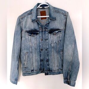 Gap Denim Jacket Icon Light Wash